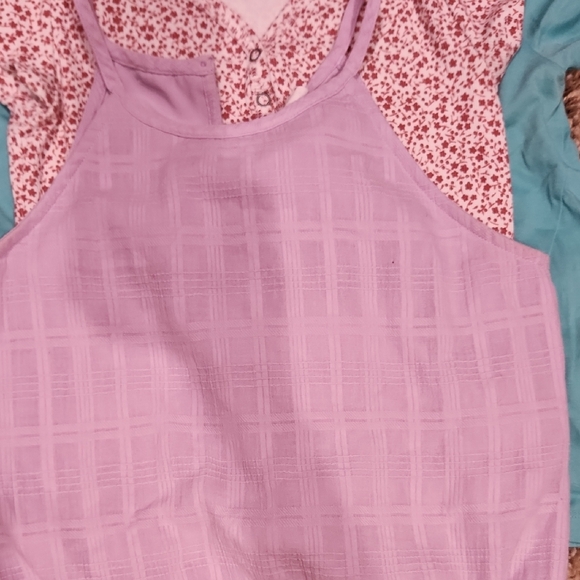 Abercrombie Kids Red Floral Button-Up Top - Picture 4 of 4